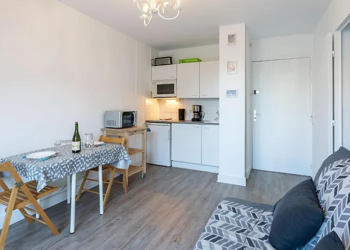 Fleur Marine-16 By Interhome 꺄부흐