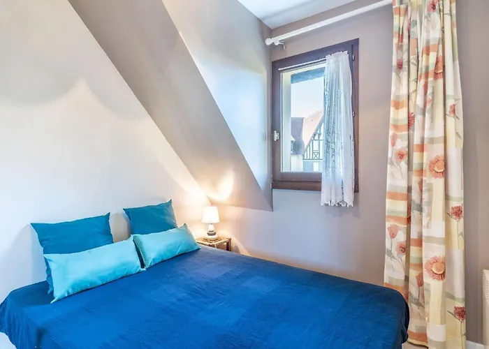 Fleur Marine-16 By Interhome 꺄부흐